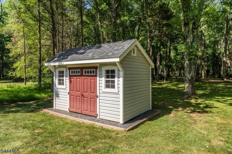 Shed