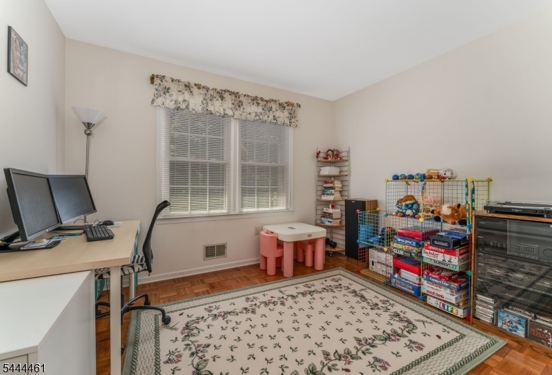 1st Fl Bedroom