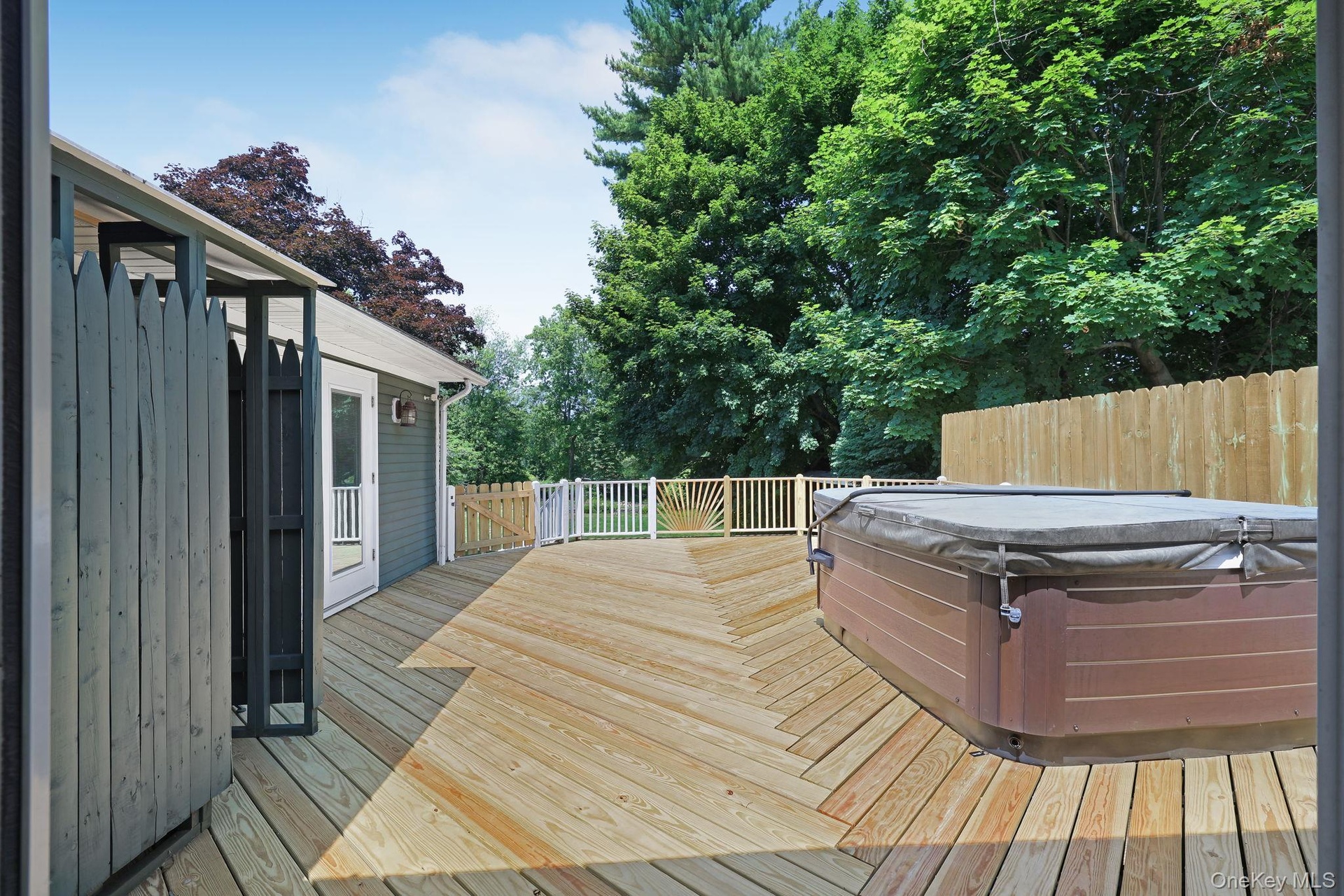 Private Back Deck with Hot Tub and outdoor shower