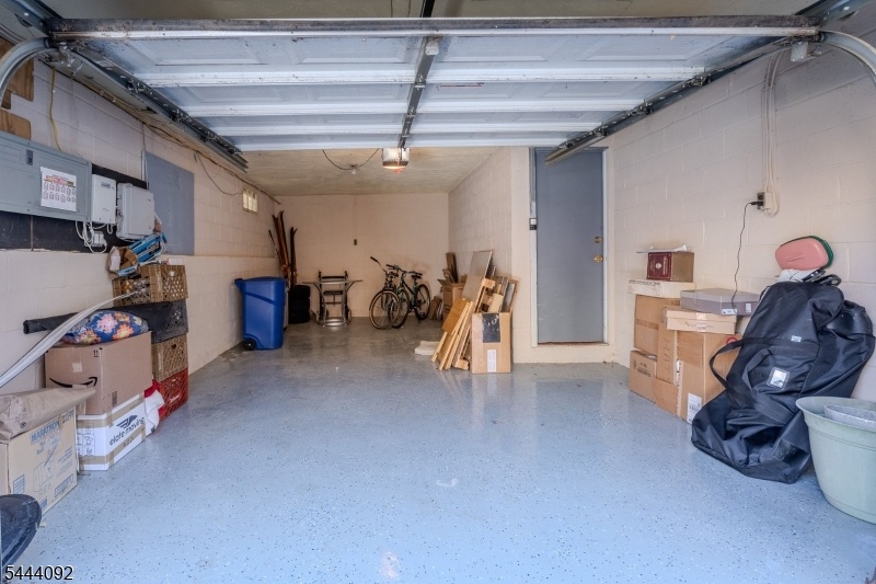 Attached Garage