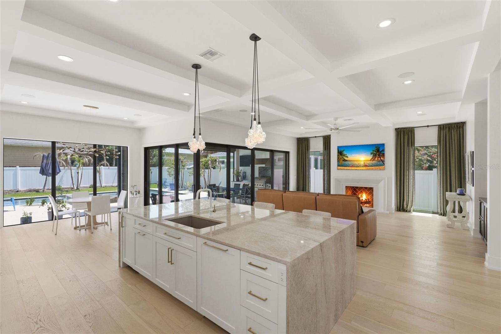 Coffered ceilings & designer lighting