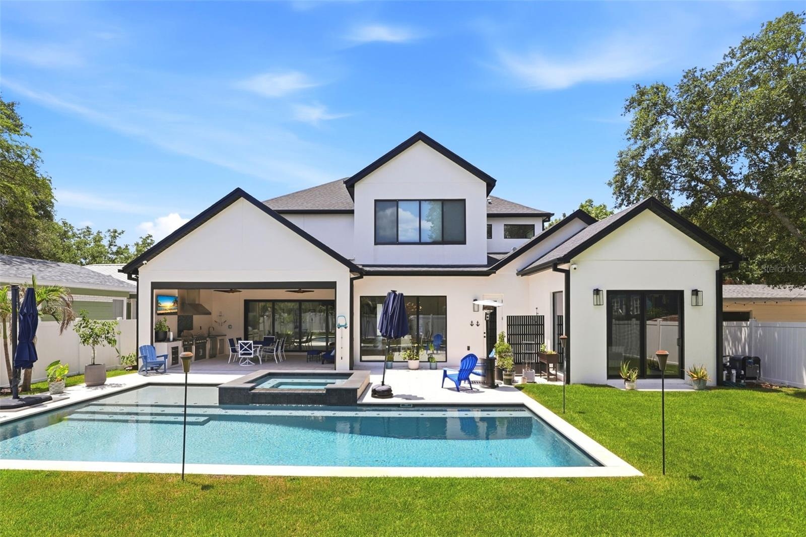 19'x32' heated salt water pool & spa