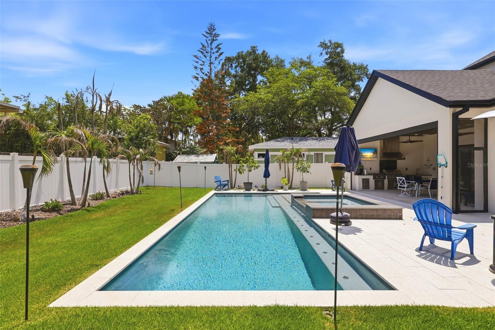 Upgraded pool equipment & LED lighting