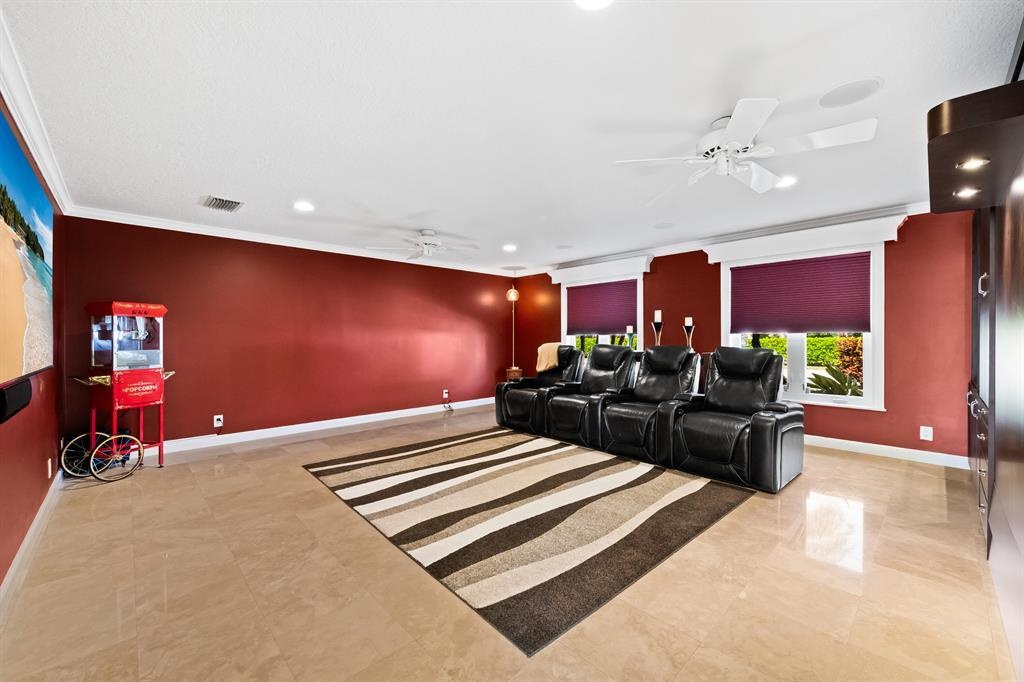 BEDROOM #4/THEATER