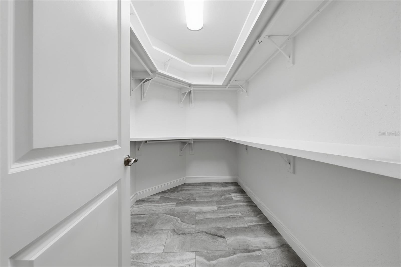 Walk in closet 1