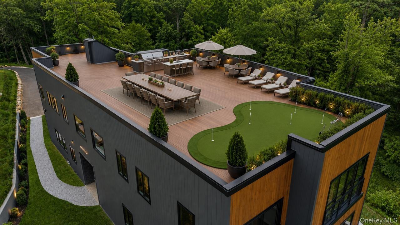 Virtually Staged Roof Deck