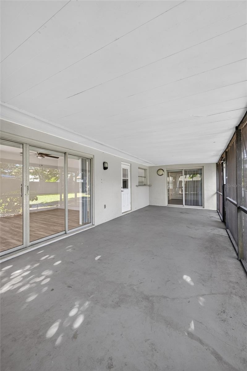 COVERED PORCH