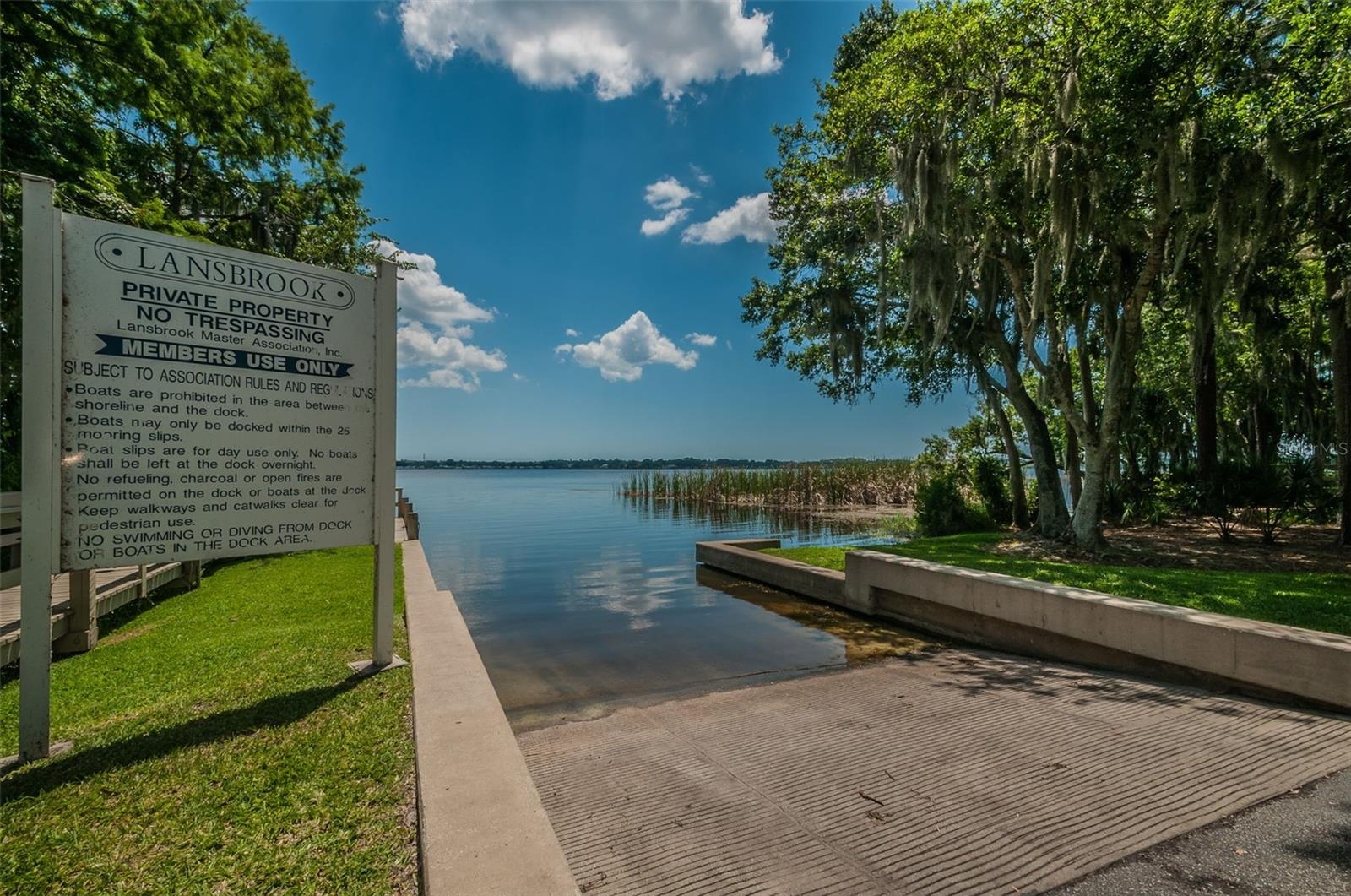 Private boat ramp at Lakefront Park for Lansbrook residents only