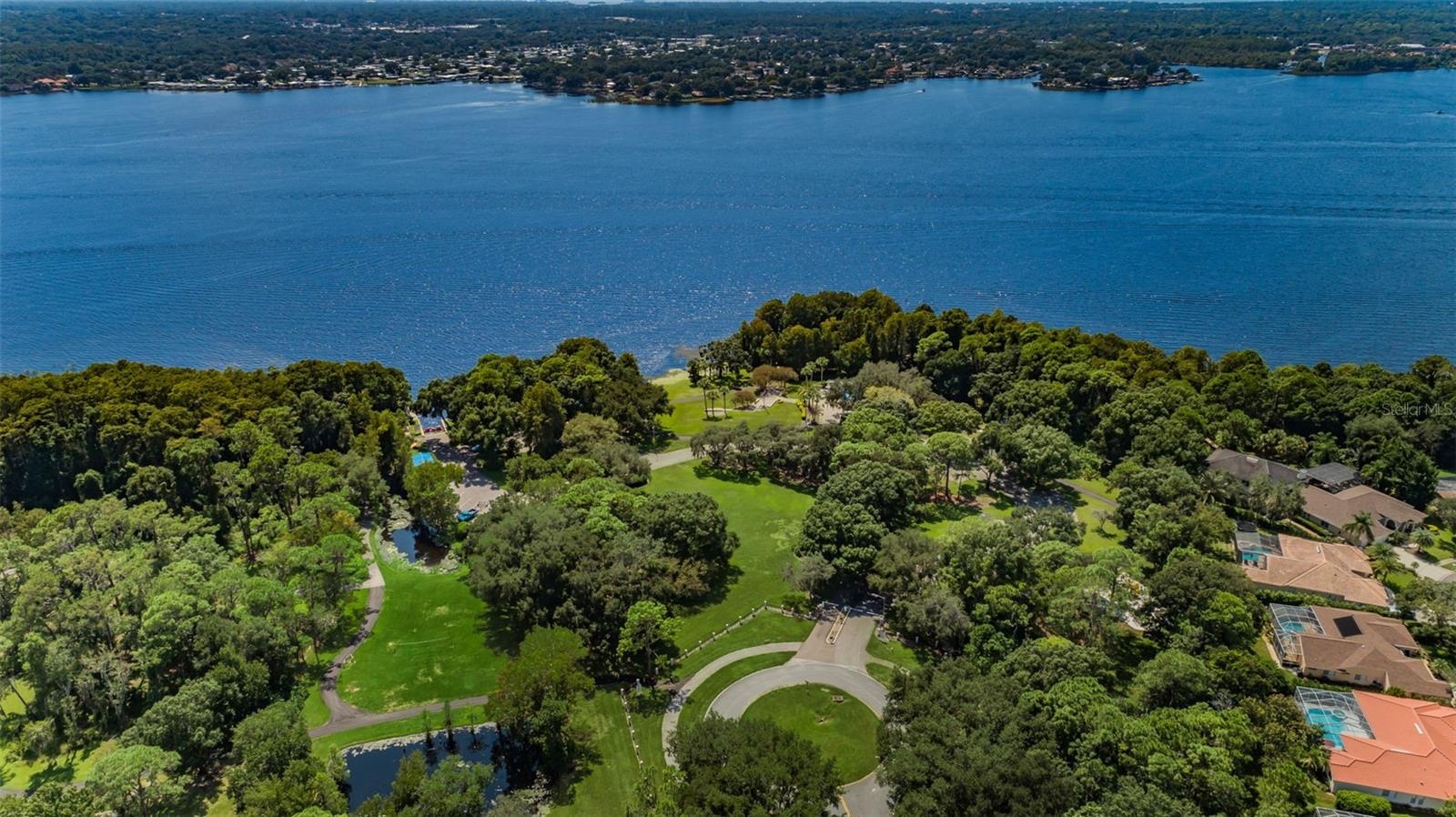 Lansbrook Lakefront Park w/private access to Lake Tarpon