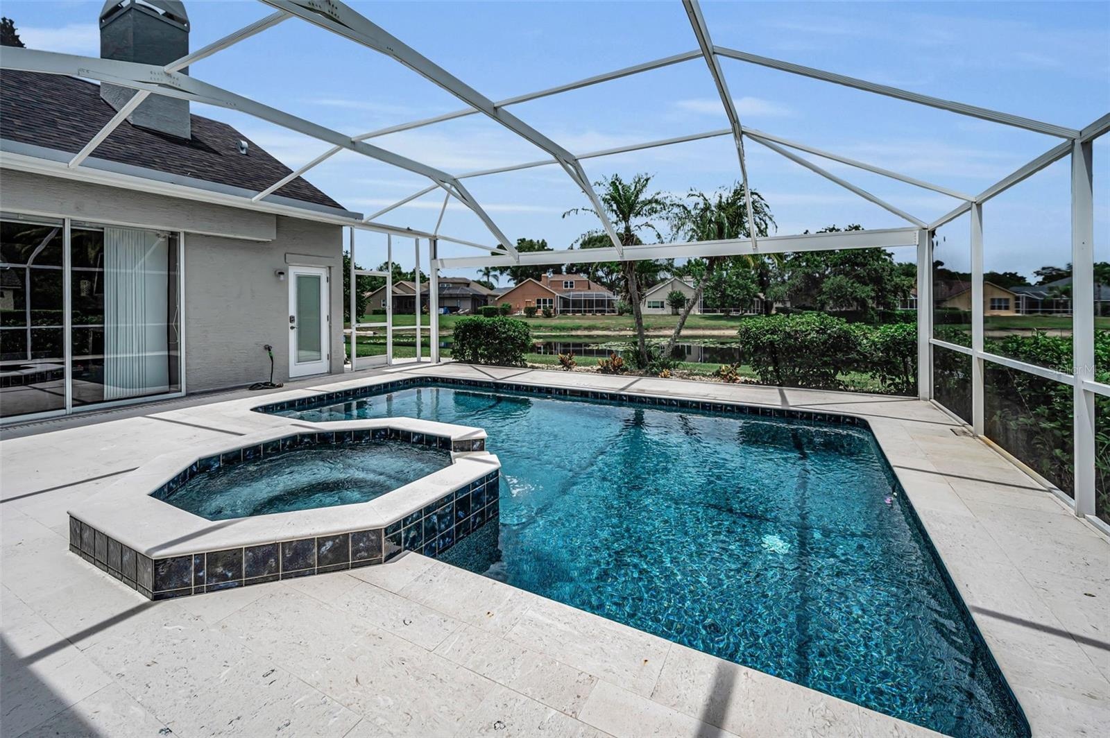 Pool & Spa