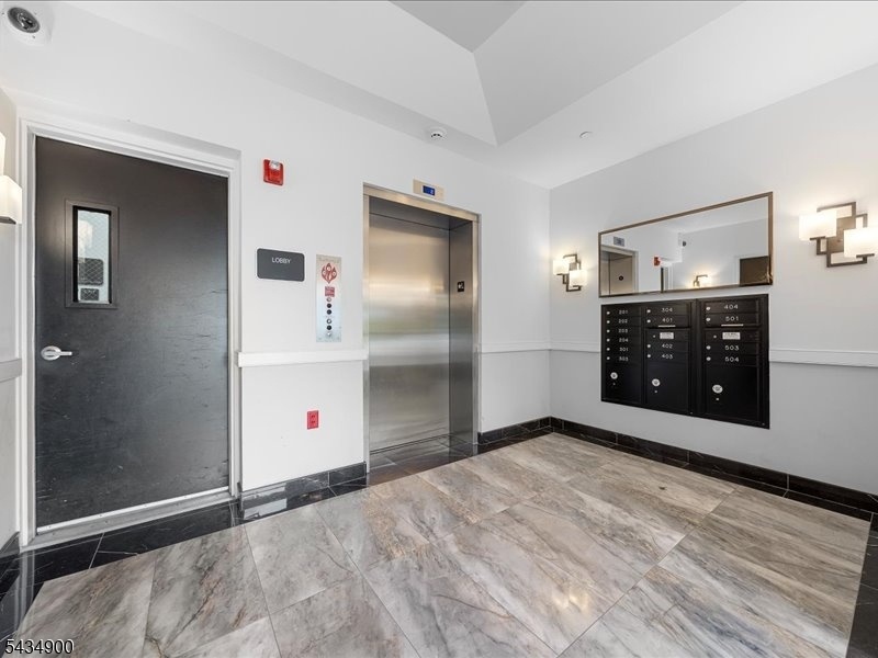 Elevator