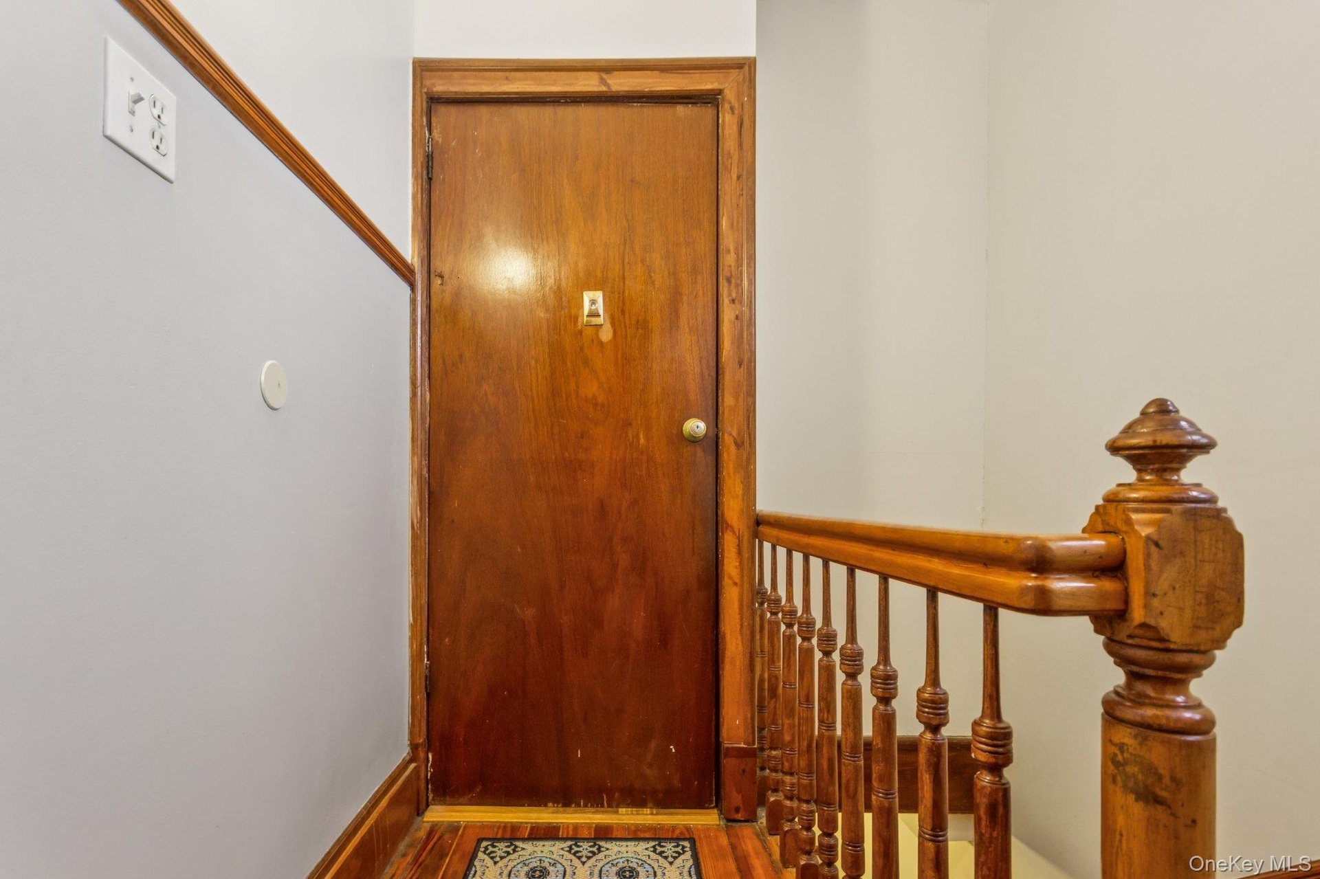 Doorway to 2nd Floor