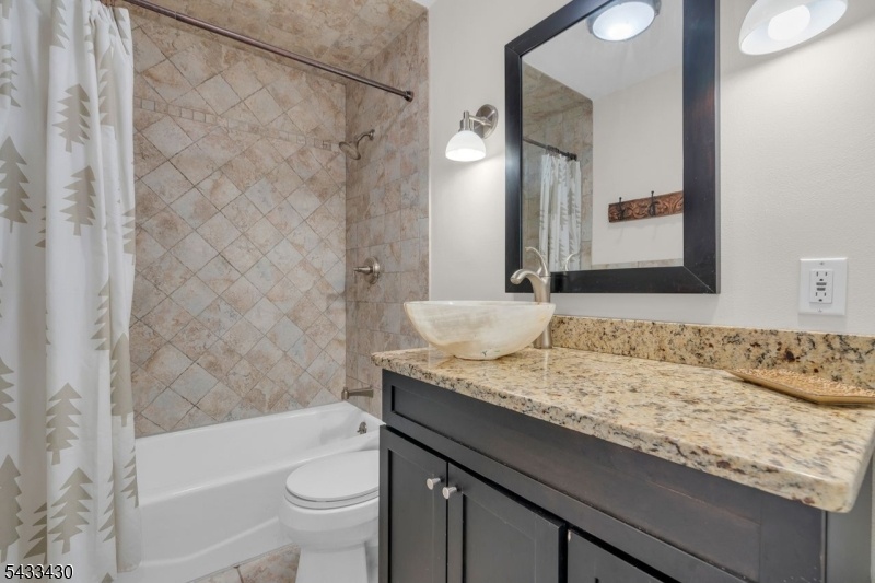 In Law Suite Full Bath