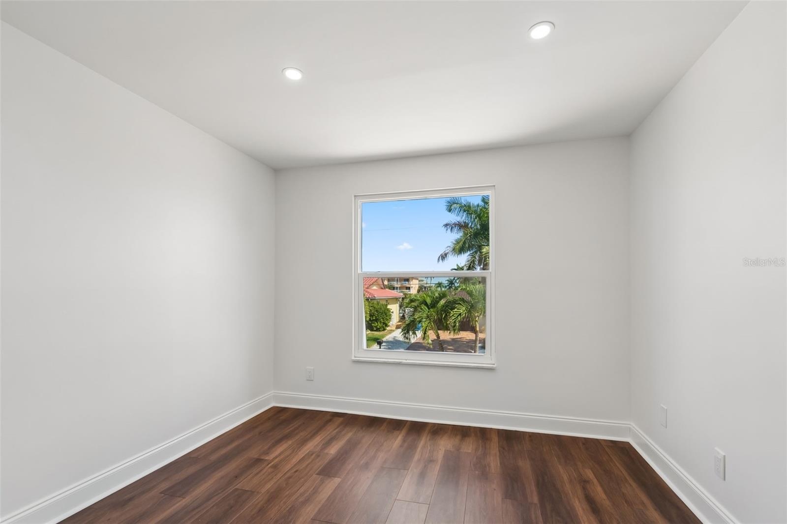 Guest bedroom 3