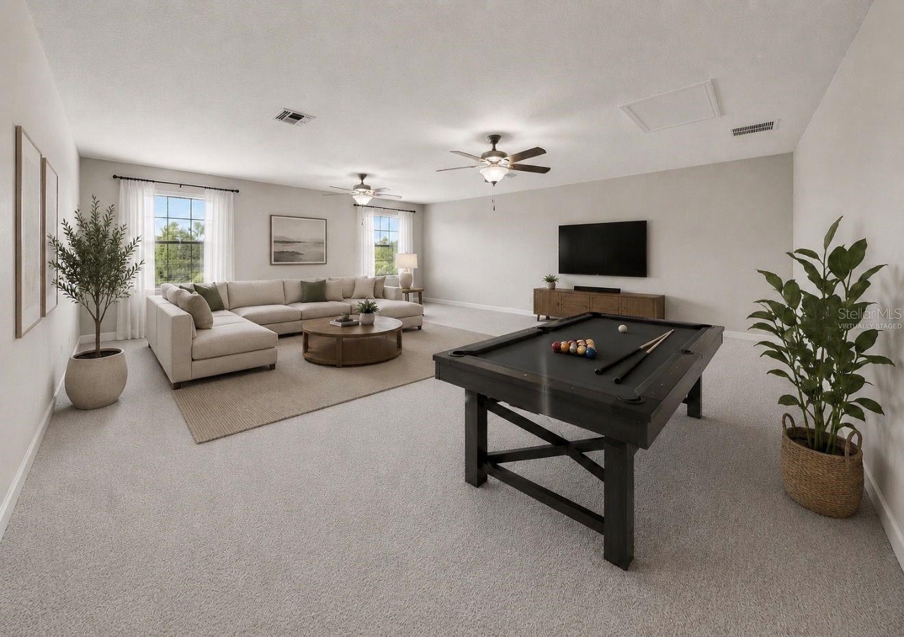 Large Bonus Room *virtually staged
