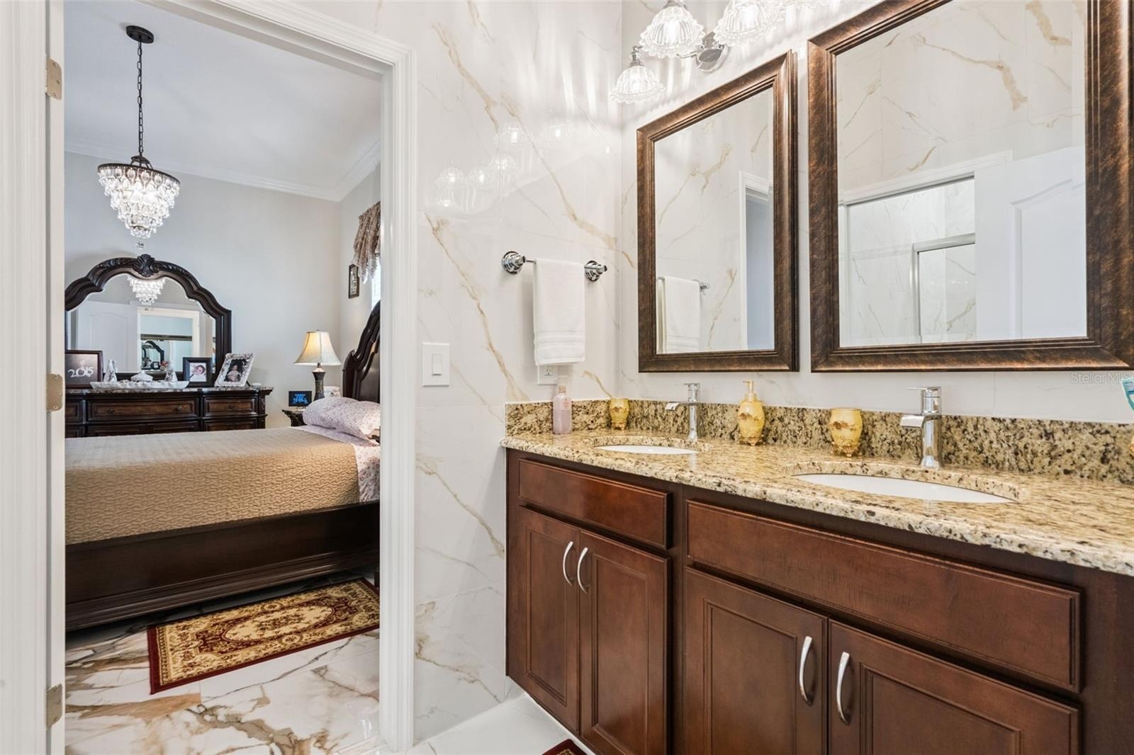 Bathroom Two (Jack and Jill)
