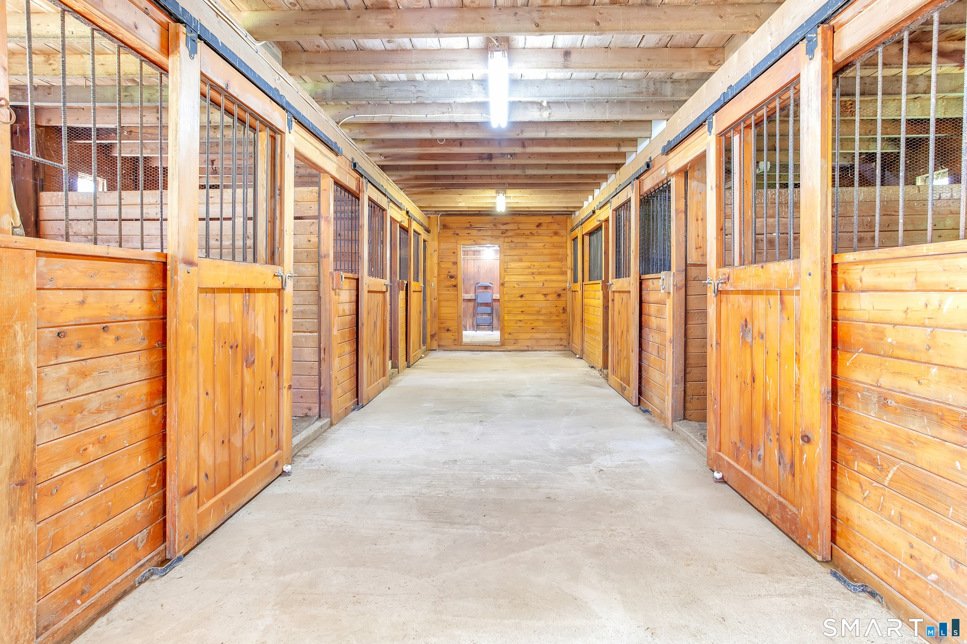 Barn