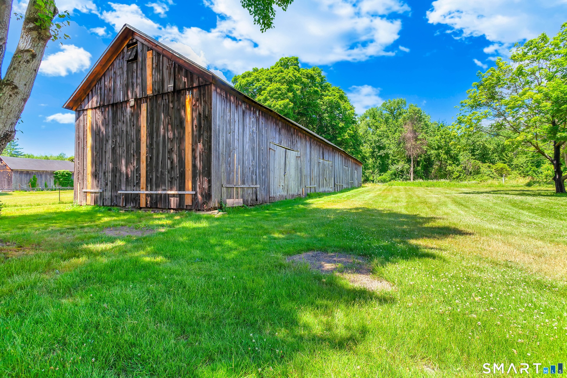 Barn