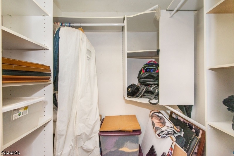 Walk-in closet