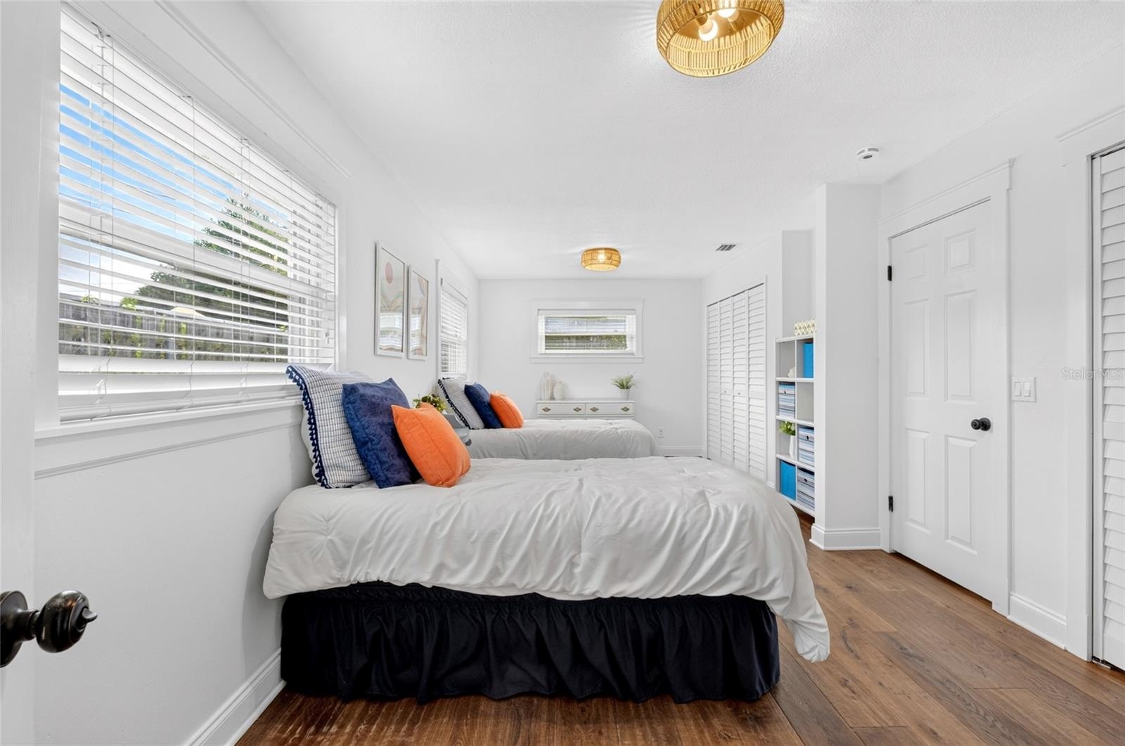 Bed 3 With Wall Built In Closet