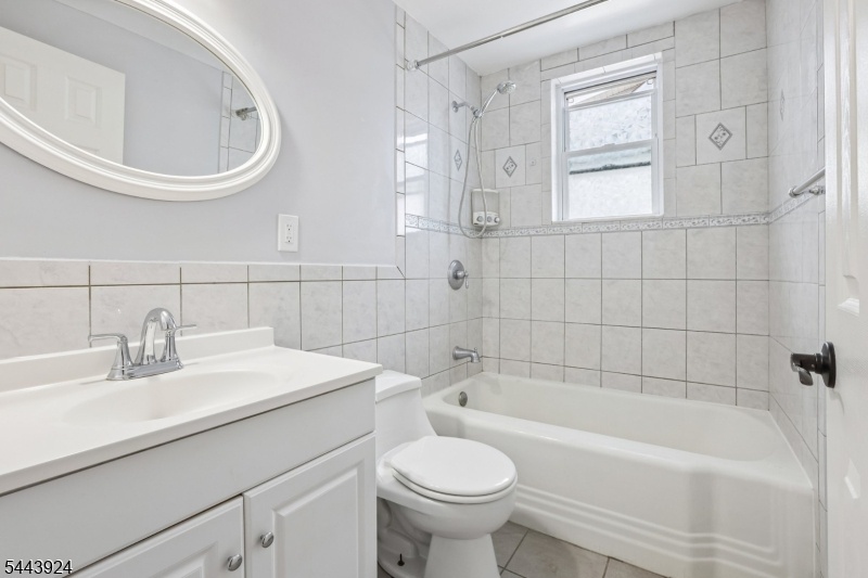 2nd fl bathroom