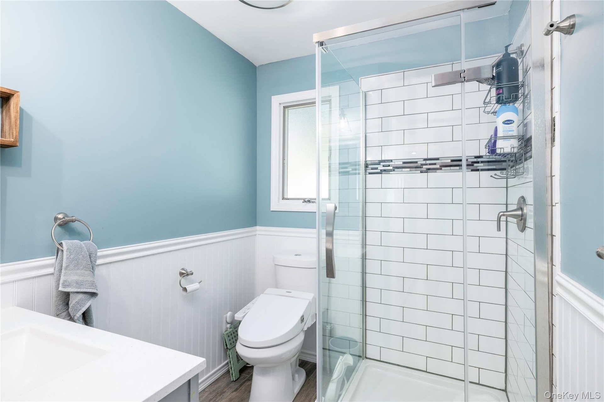 1st floor bathroom