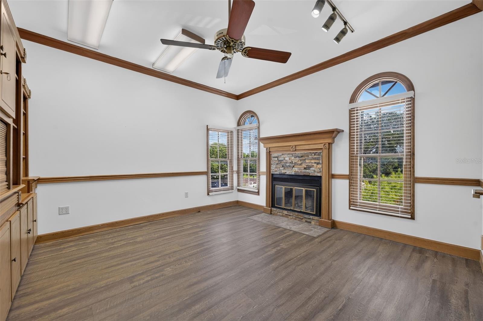 Executive office 1 with fireplace