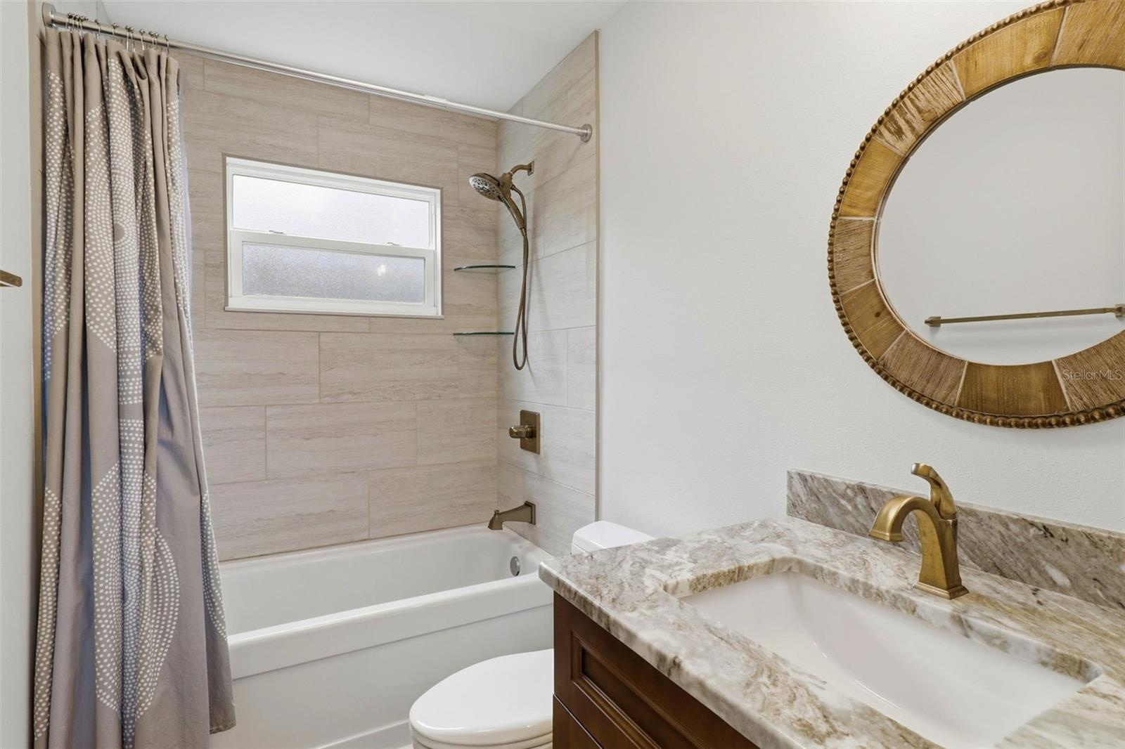 Primary bathroom ensuite