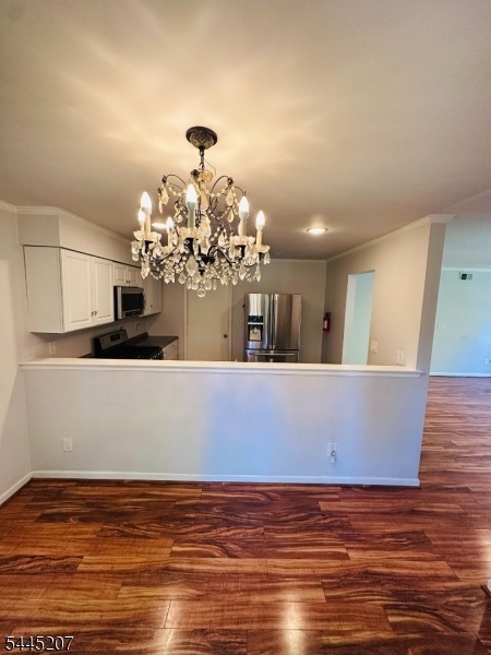 Dining/Kitchen