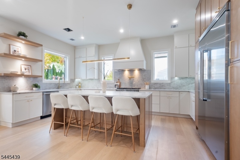 Kitchen island