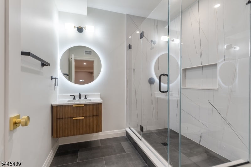 Lower level full bathroom