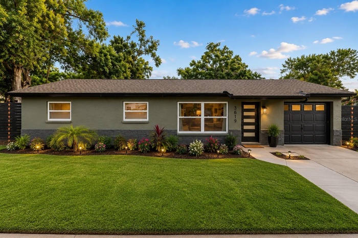 AI enhanced front picture with Curb Appeal