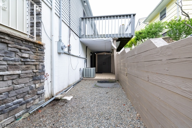 Side Deck & Patio Views