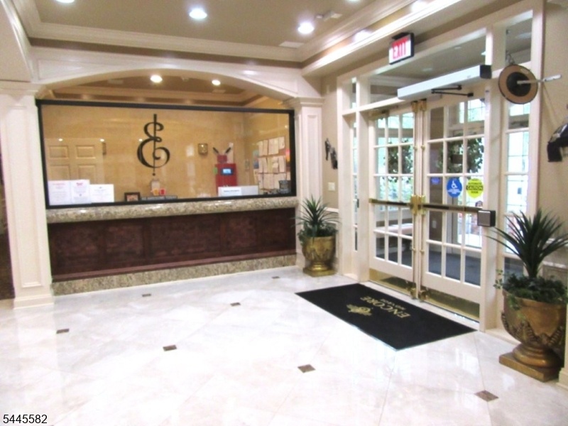 Concierge Desk