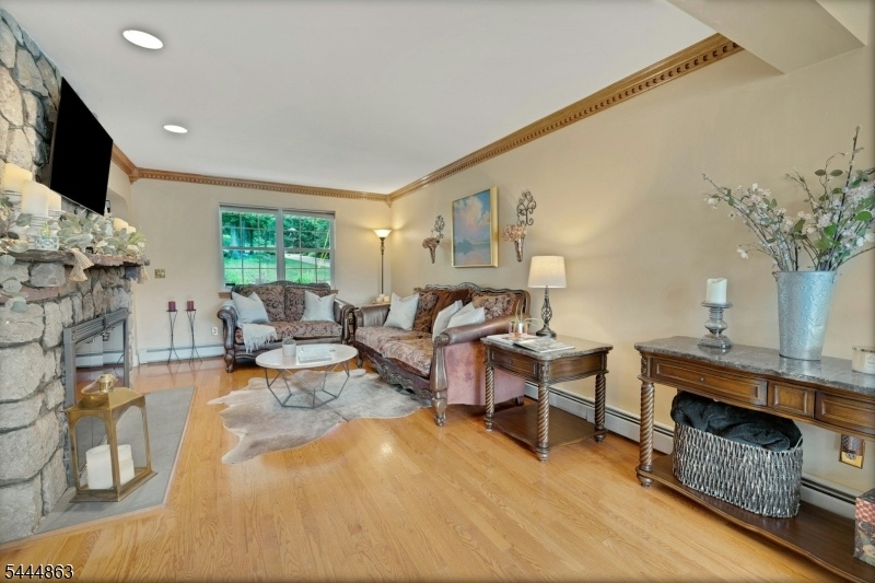 Stunning Room to gather..