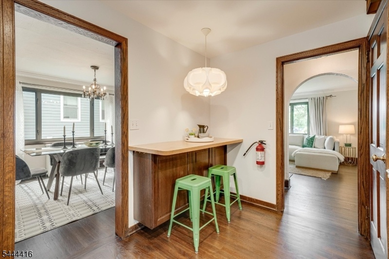 Kitchen 4 of 5