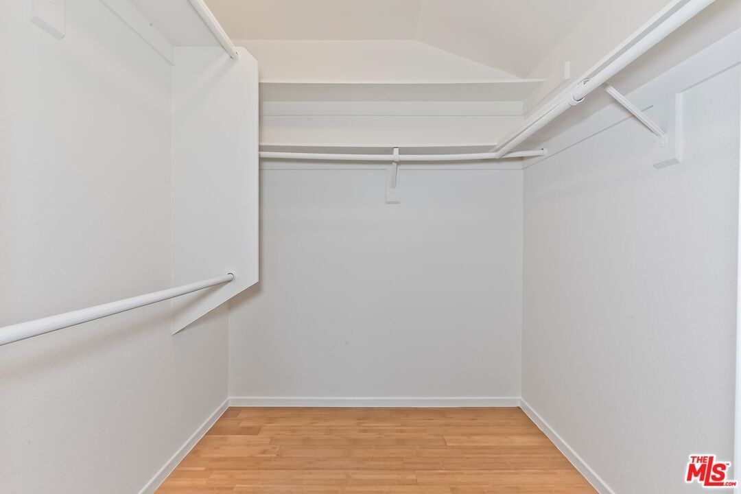 Walk in closet