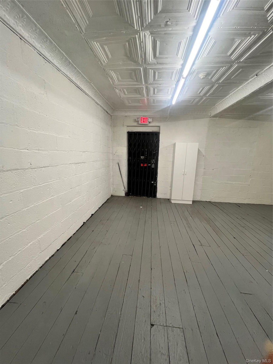 2nd Floor Layout with Emergency Door.