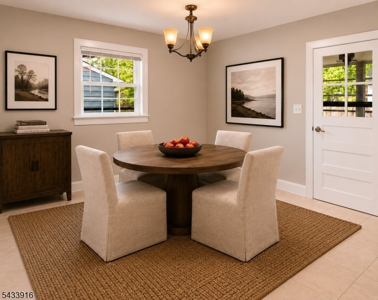Staged Virtually Dining Area