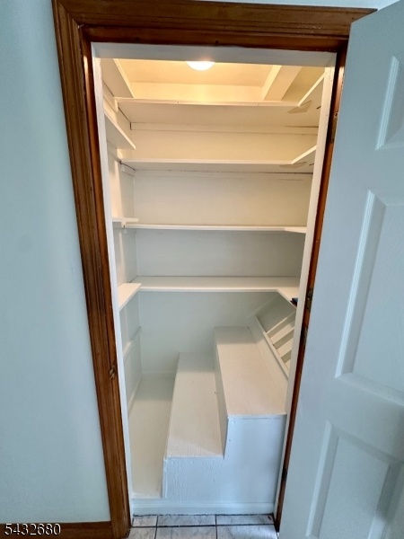 Kitchen pantry