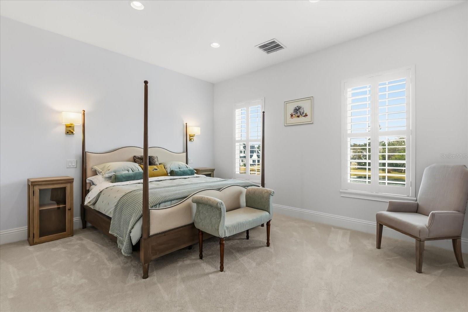 Guest room upstairs 5