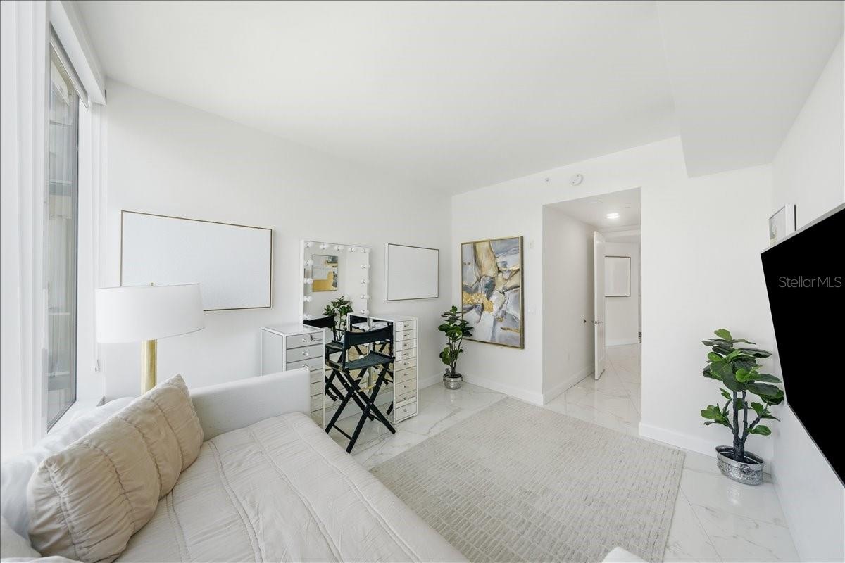 Secondary bedroom alternate view