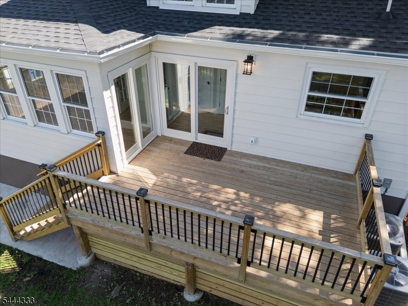 Deck View