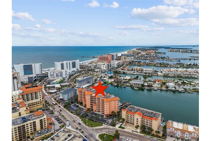 Harborview Grande is nestled between the bay and the Gulf