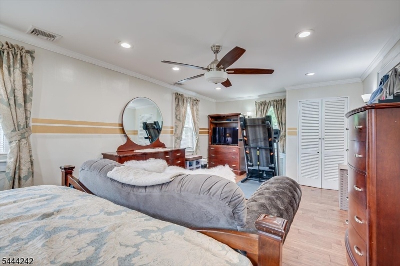 Recessed Lighting w/Dimmers