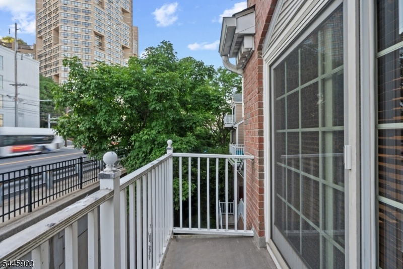 169 Price Ct