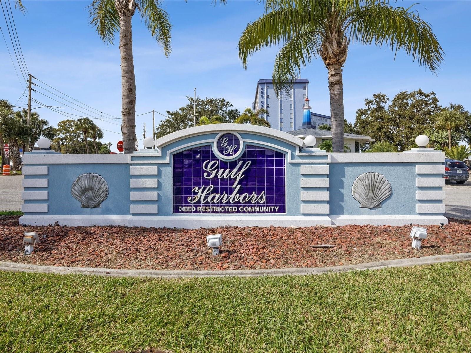Gulf Harbors Beach Club