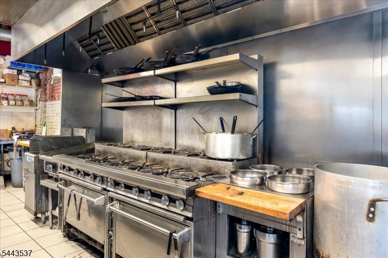 Commerical Kitchen