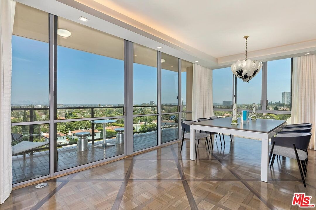 Great Room/Dining Area