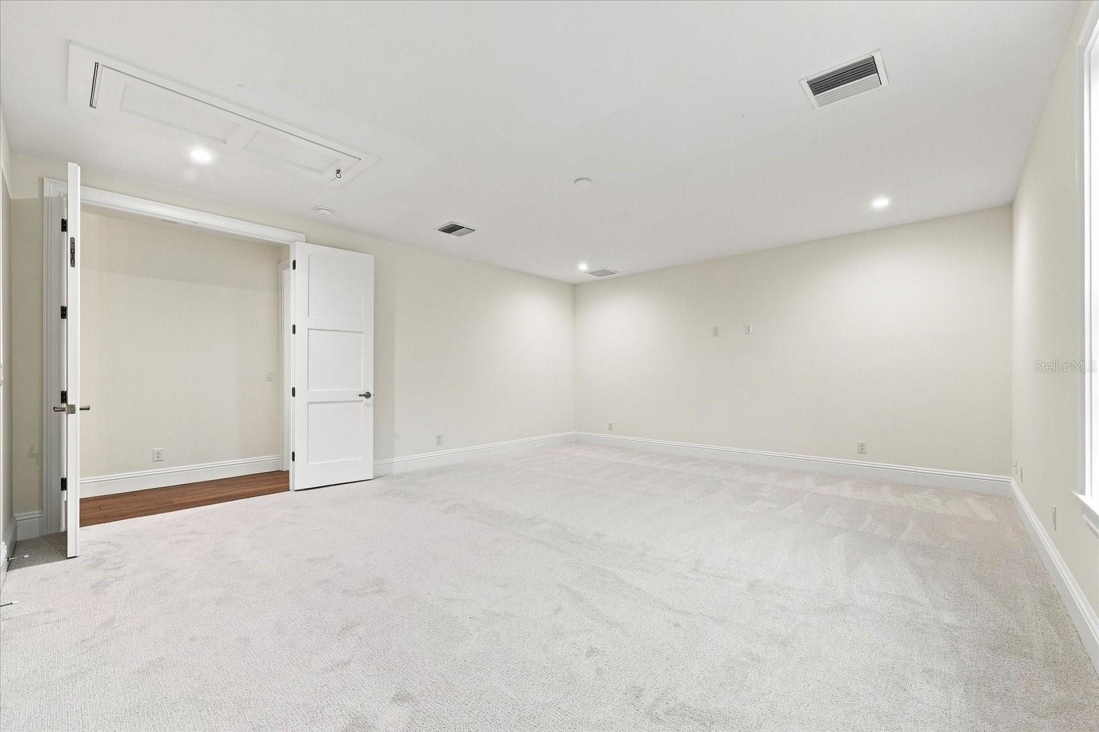 Bonus Room